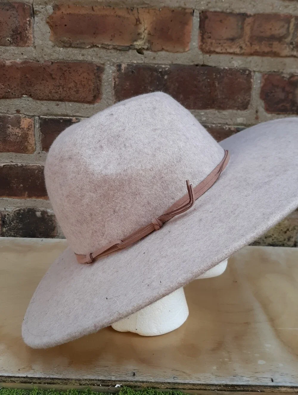 Universal Thread Beige Heather 100% Wool Wide Brim Fedora Panama Hat New With Ta